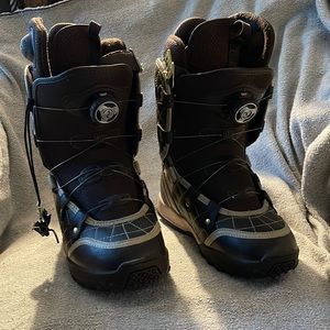 Women’s DC Snowboard Boots